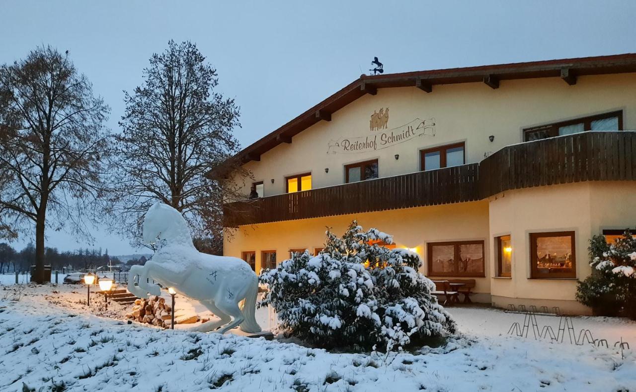Reiterhof Schmidt, Gaststaette & Pension Golk Extérieur photo
